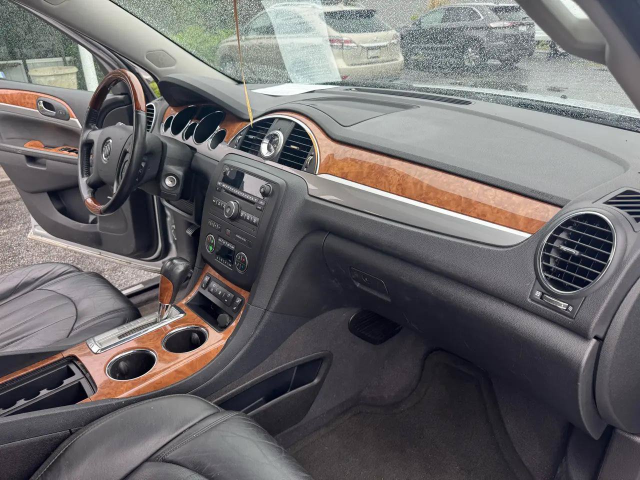 Used 2011 Buick Enclave CXL AWD/4WD image 18