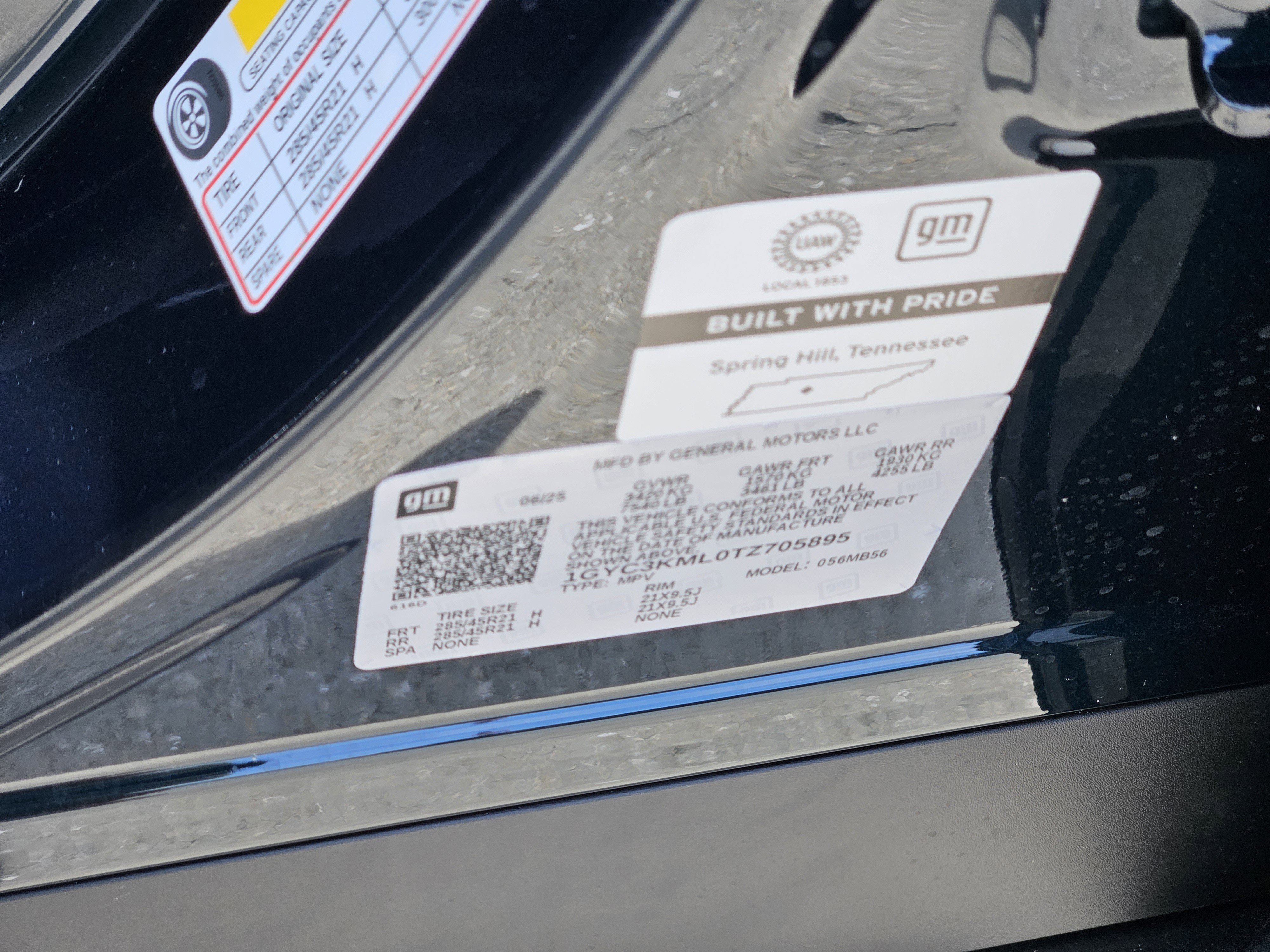 New 2026 Cadillac Vistiq Luxury w/ LPO, Floor Liner Package AWD/4WD image 36