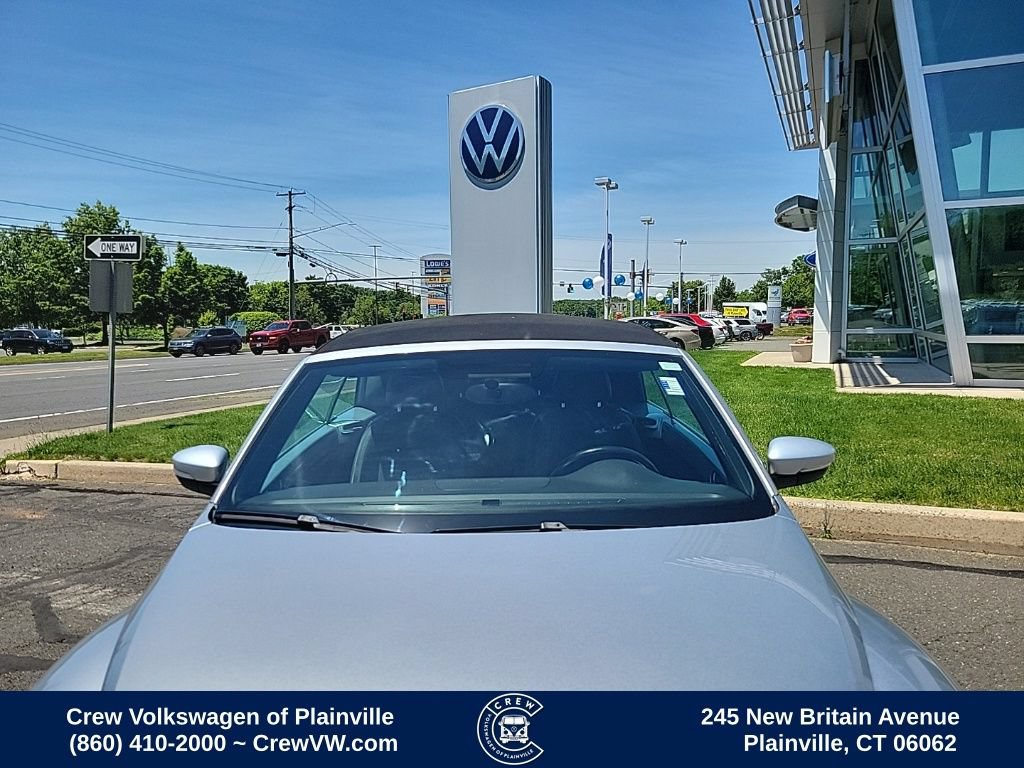 Used 2015 Volkswagen Beetle 1.8T FWD image 23