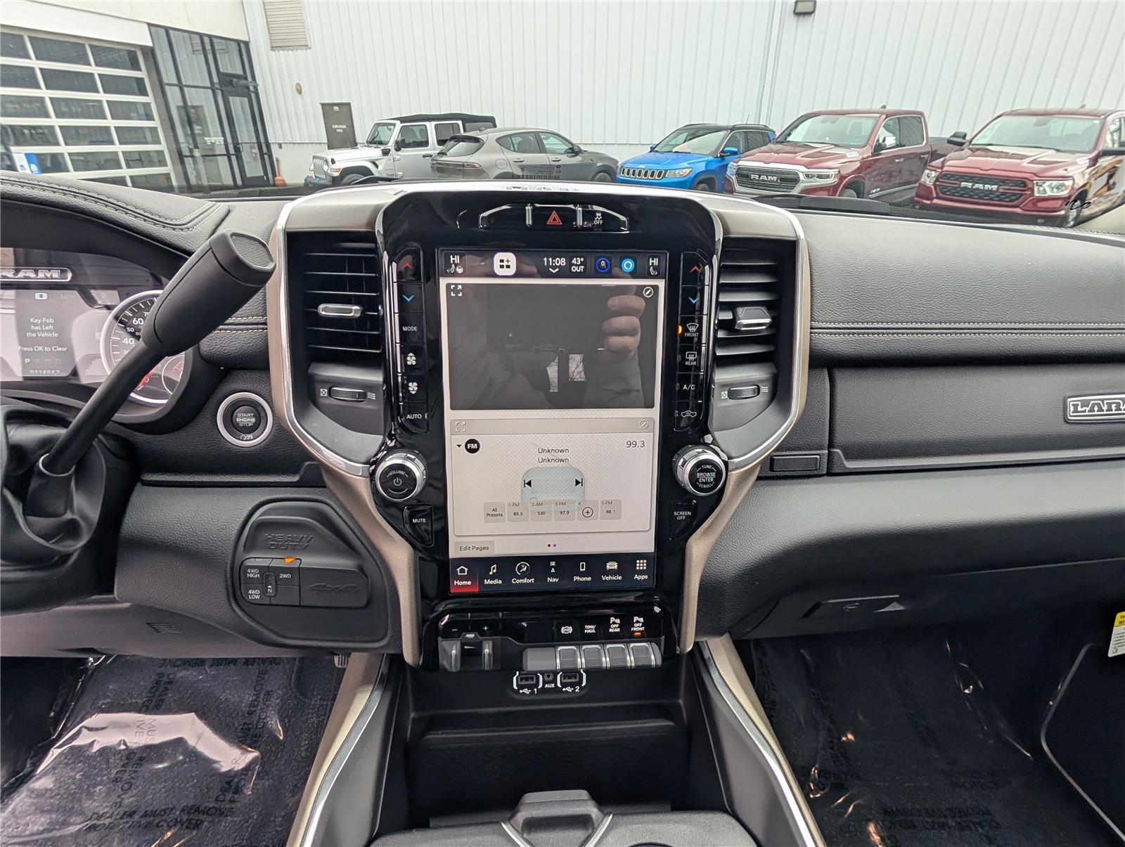 Used 2024 RAM 2500 Laramie w/ Chrome Bumper Package image 19