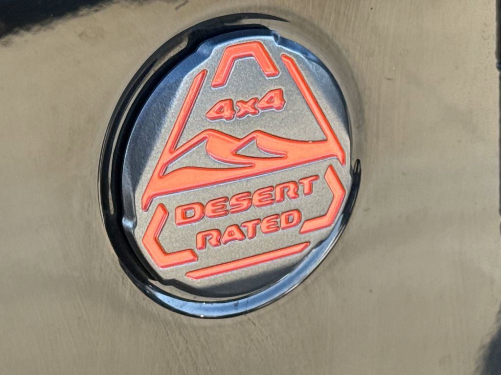 Used 2025 Jeep Gladiator Mojave image 6