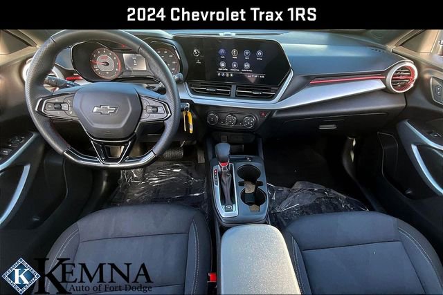 Used 2024 Chevrolet Trax RS w/ Driver Confidence Package image 8