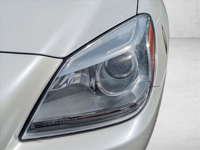 Used 2012 Mercedes-Benz SLK 350 image 8