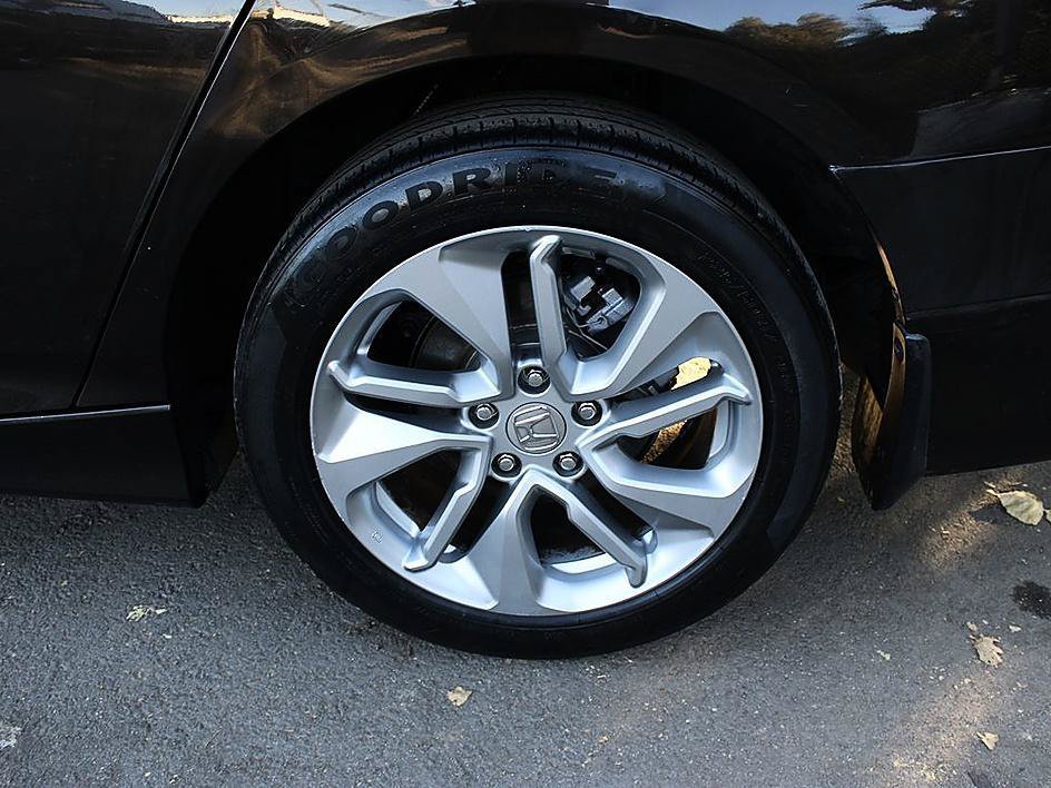 Used 2018 Honda Accord LX image 8