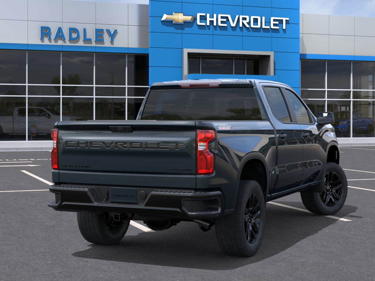 New 2026 Chevrolet Silverado 1500 Custom Trail Boss w/ LPO, Dark Essentials Package image 4