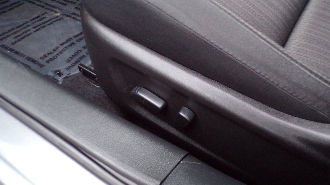 Used 2024 Nissan Altima 2.5 SV image 13