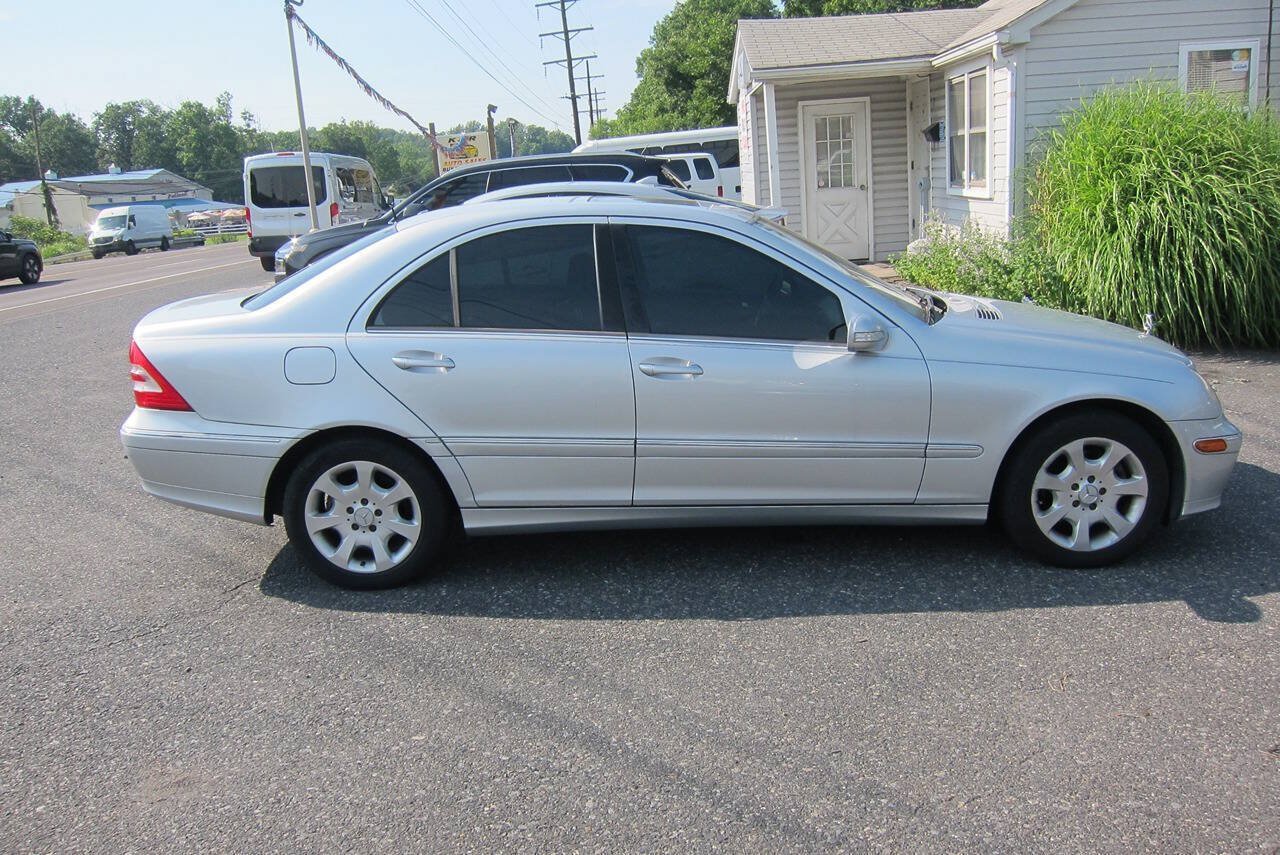 Used 2006 Mercedes-Benz C 350 4MATIC Sedan image 3