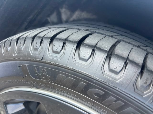 Certified 2019 Ford Fusion SE FWD image 26