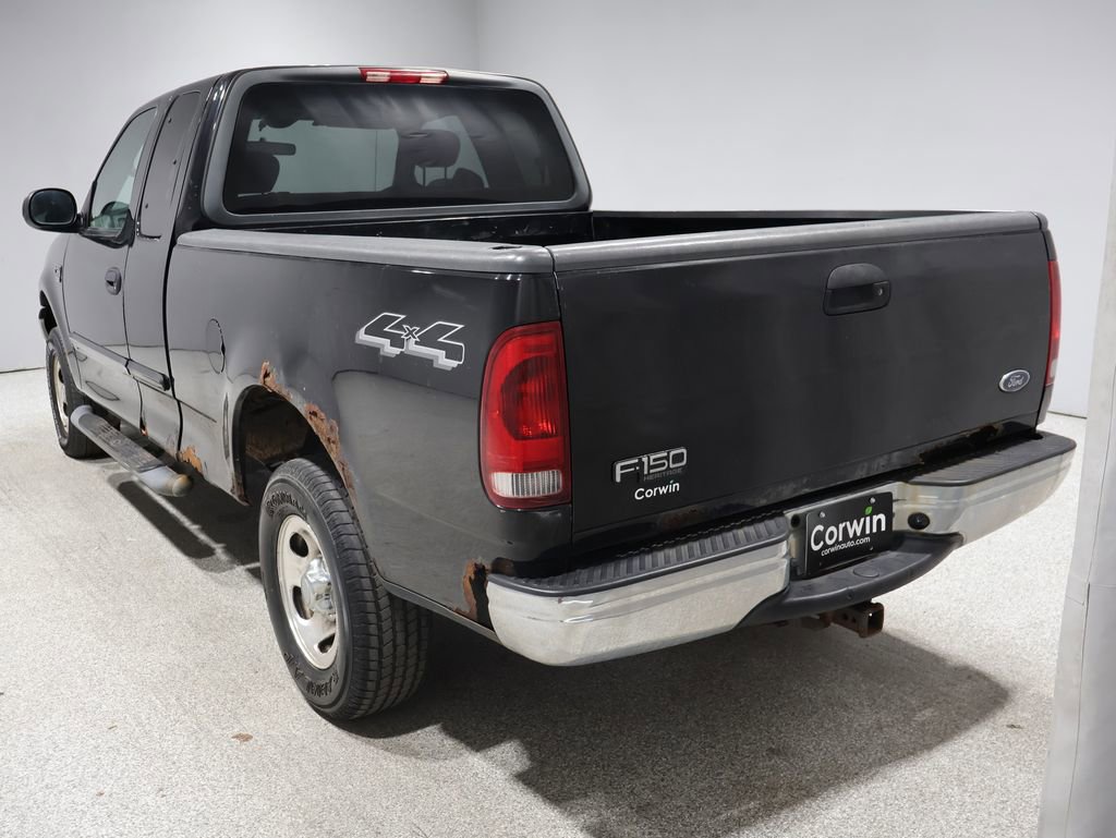 Used 2004 Ford F150 XLT image 11