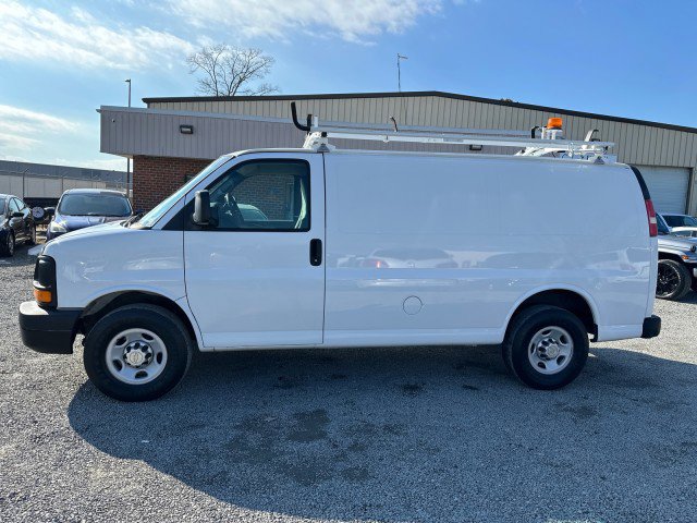 Used 2012 Chevrolet Express 2500 image 13