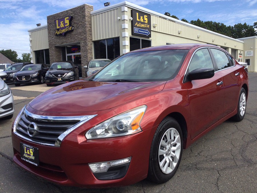 Used 2015 Nissan Altima 2.5 S w/ Power Driver Seat Package FWD image 1