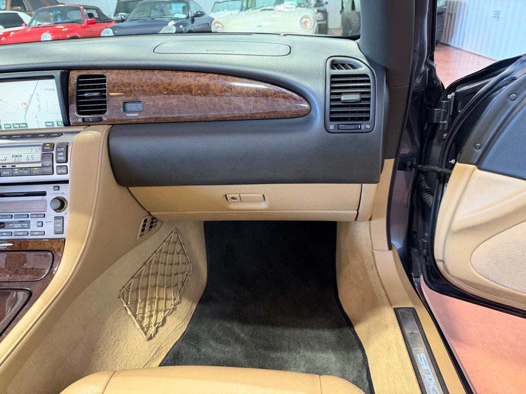 Used 2007 Lexus SC 430 Convertible RWD image 30