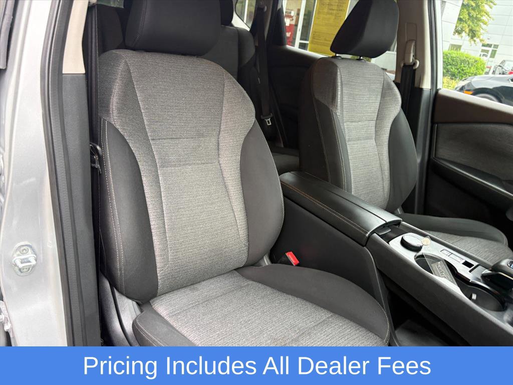 Used 2022 Nissan Rogue SV AWD/4WD image 18