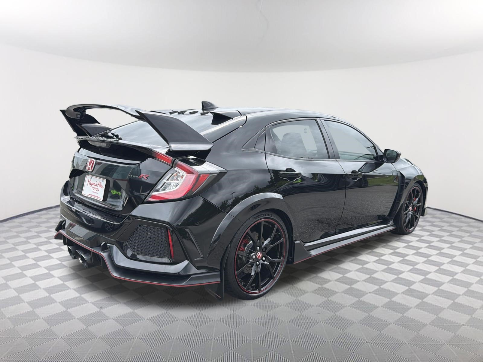 Used 2017 Honda Civic Type R image 15