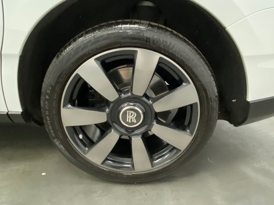 Used 2019 Rolls-Royce Cullinan AWD/4WD image 18