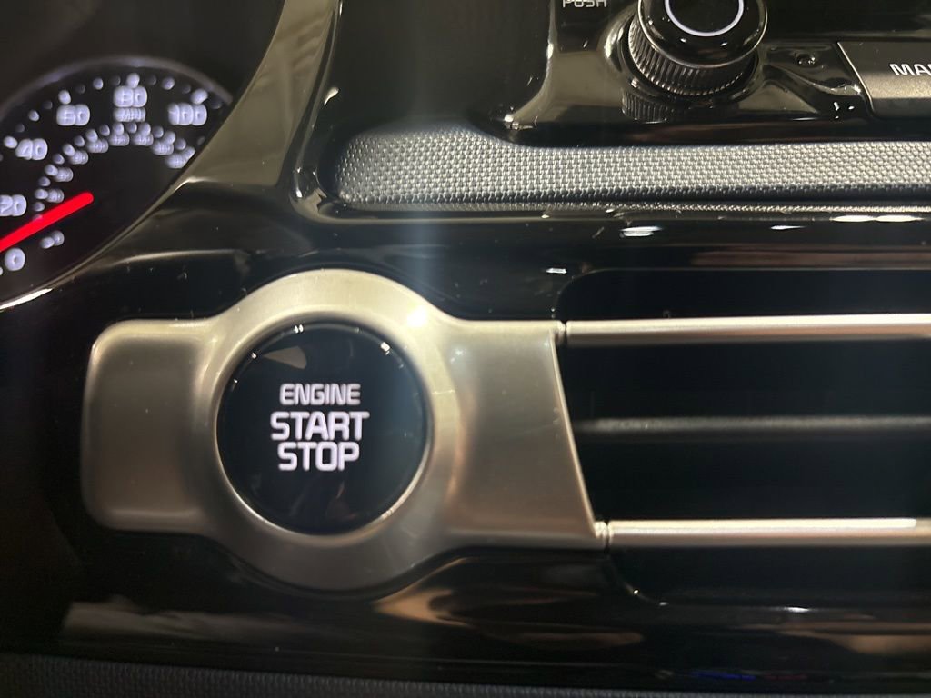 Used 2022 Kia Seltos Nightfall Edition image 12