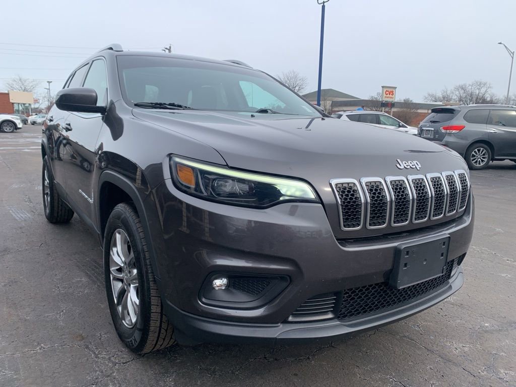 Used 2019 Jeep Cherokee Latitude Plus w/ Comfort/Convenience Group