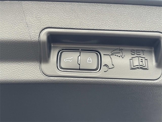 New 2026 Ford Explorer ST-Line w/ ST-Line Street Pack image 14