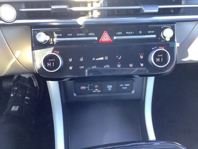 New 2026 Hyundai Tucson Limited image 32