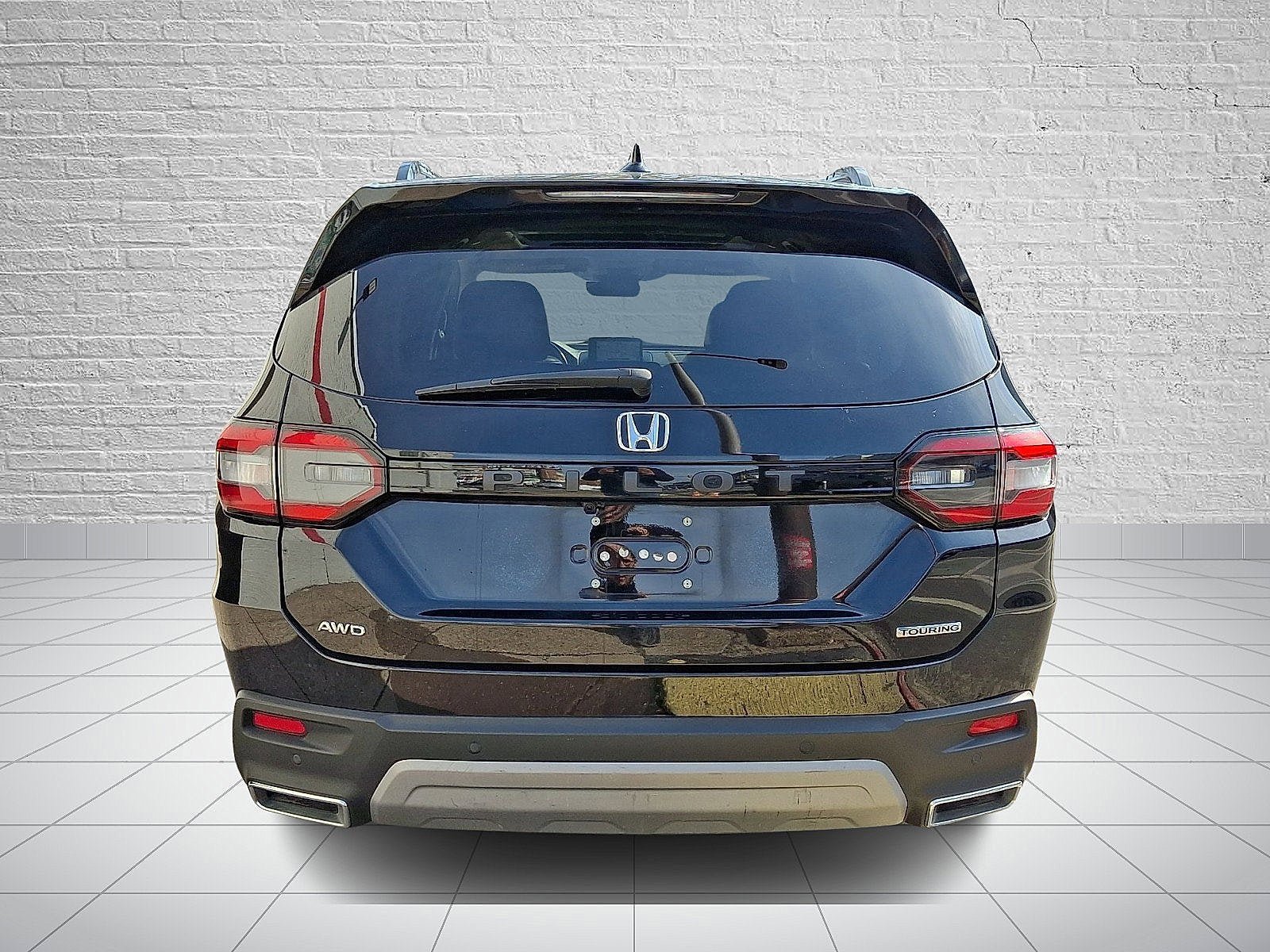 Used 2023 Honda Pilot Touring image 5