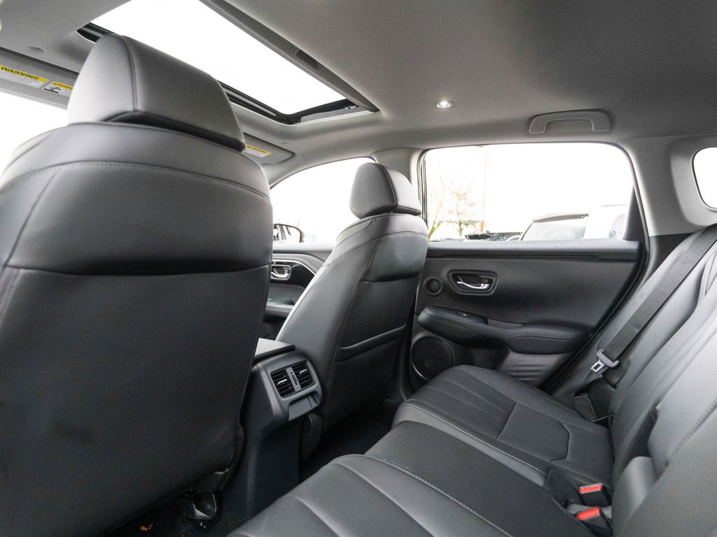 Certified 2025 Acura ADX FWD image 19