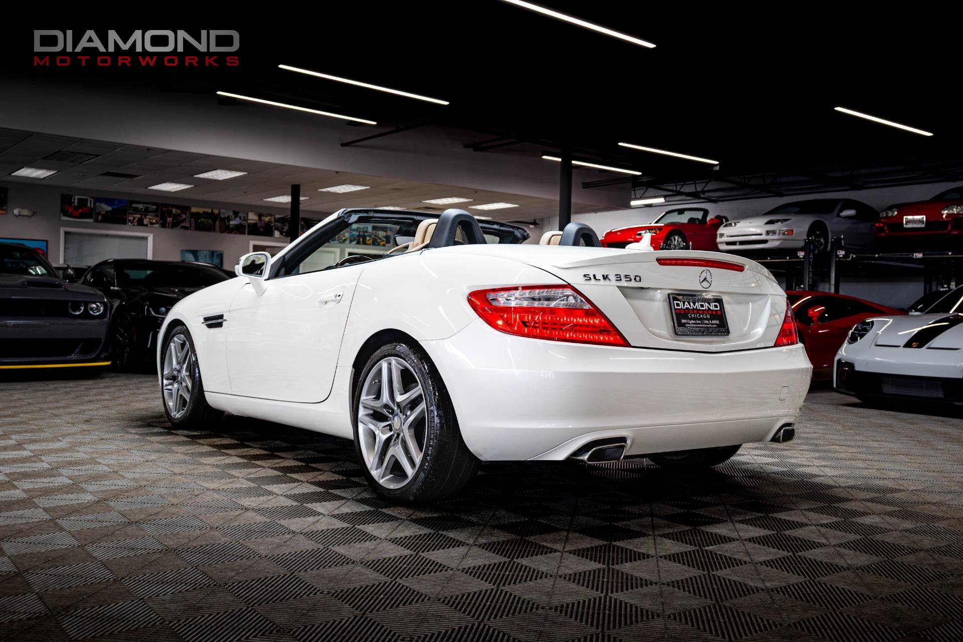Used 2012 Mercedes-Benz SLK 350 image 2