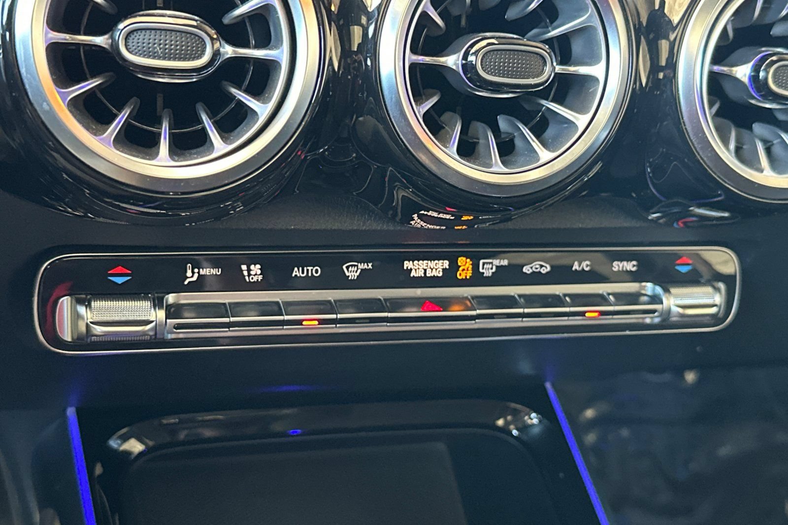 Certified 2022 Mercedes-Benz GLB 250 4MATIC image 25