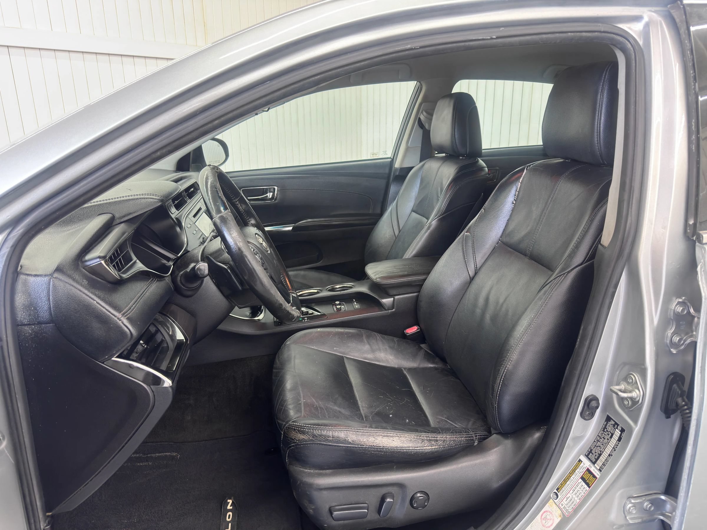 Used 2016 Toyota Avalon XLE FWD image 9