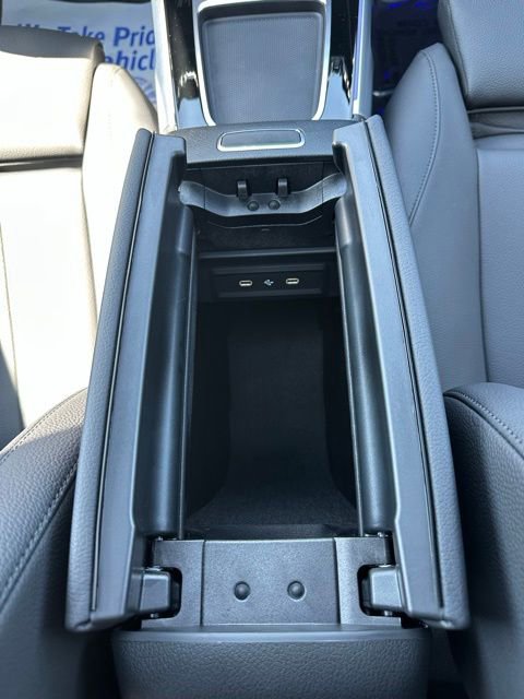 Used 2026 Mercedes-Benz GLB 250 4MATIC image 35