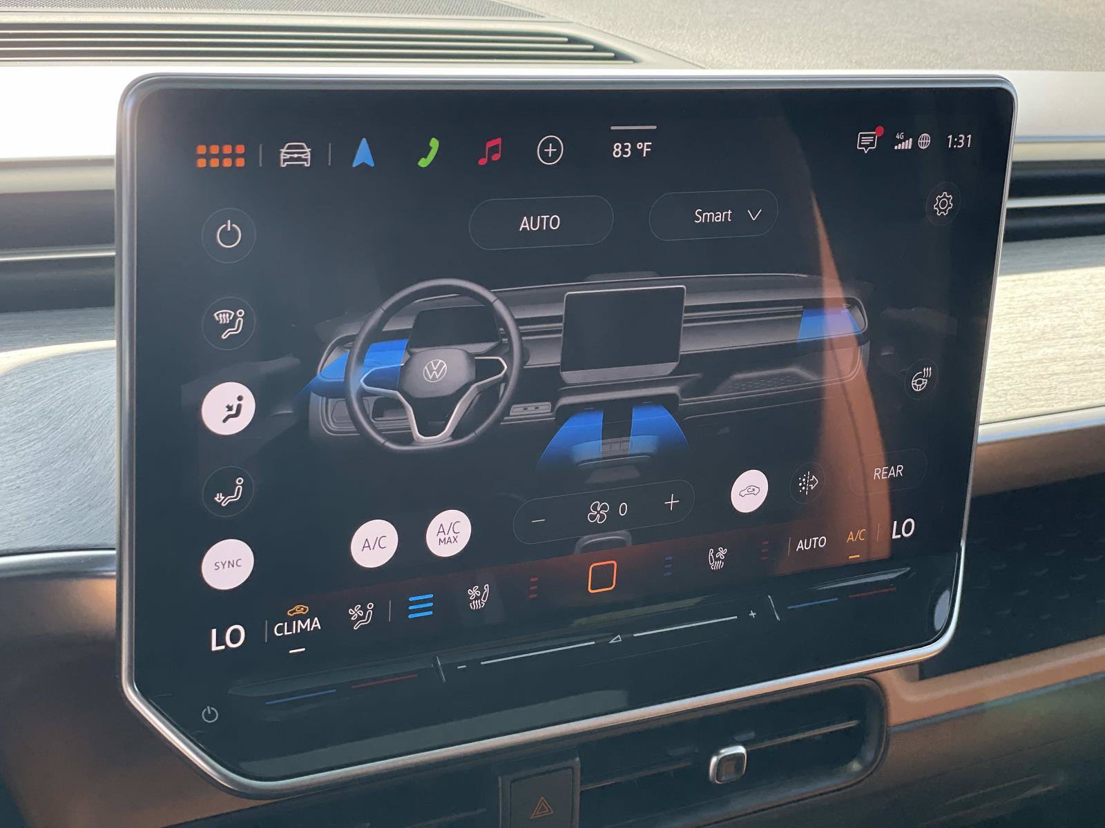 Certified 2025 Volkswagen ID. Buzz Pro S Plus AWD/4WD image 10