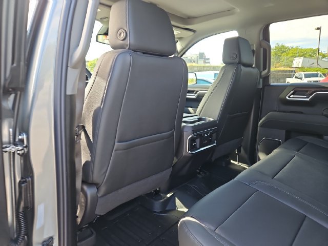 New 2026 GMC Sierra 1500 SLT w/ SLT Premium Plus Package AWD/4WD image 12