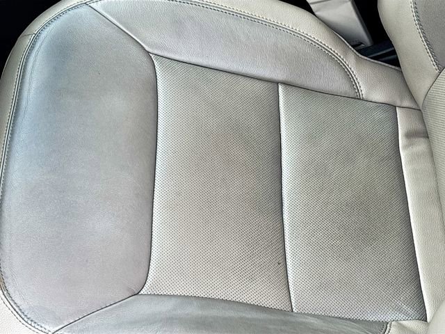 Used 2020 Ford Explorer Limited image 19