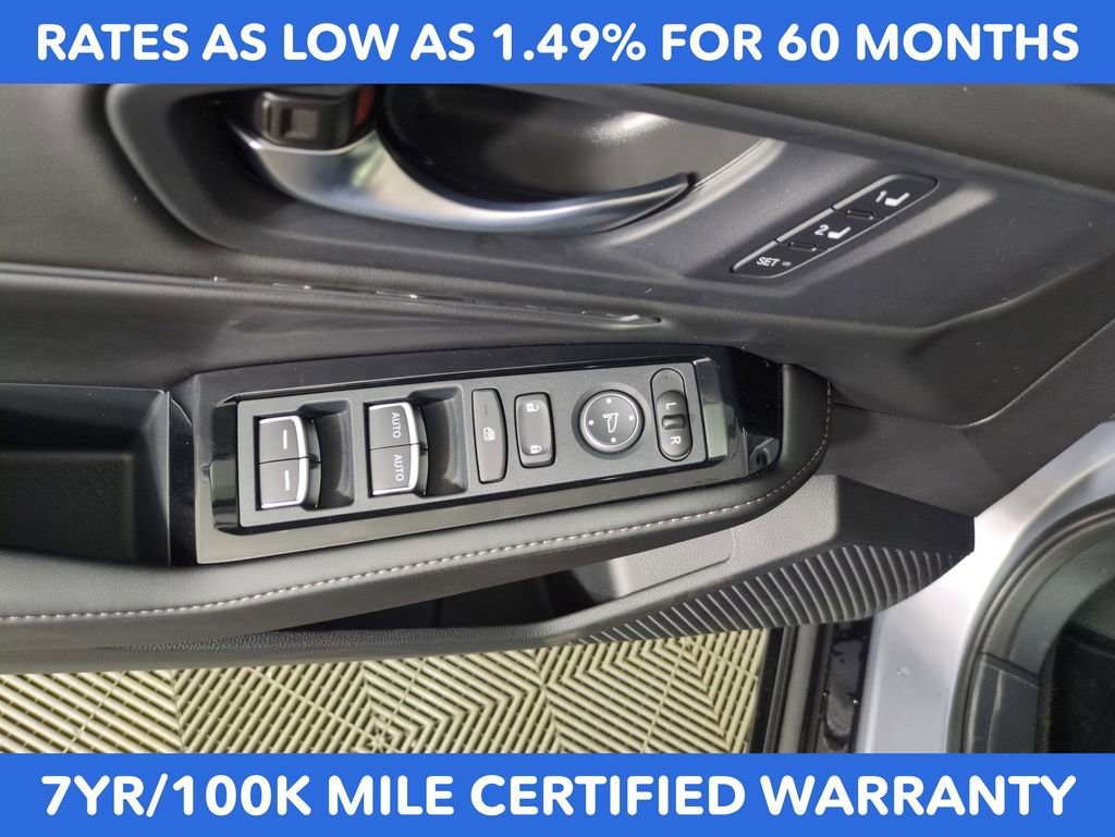 Used 2025 Honda Accord Touring image 11