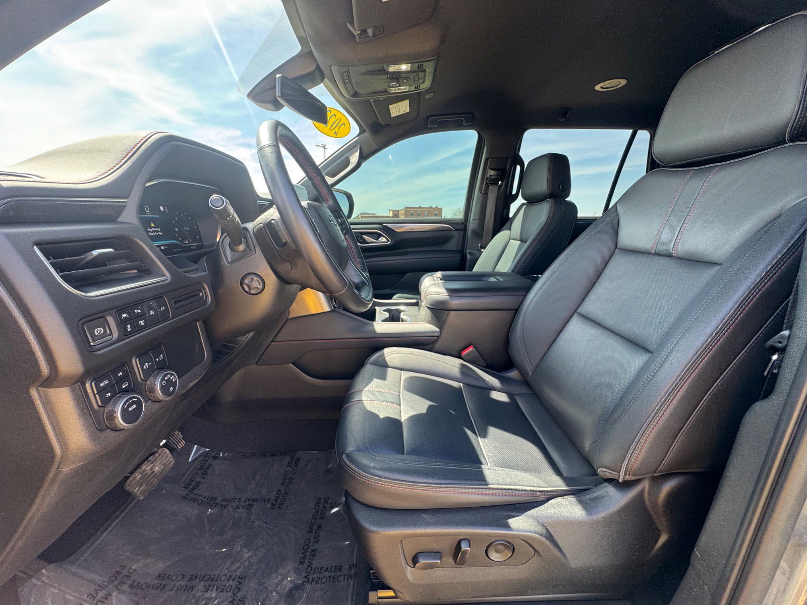 Used 2022 Chevrolet Tahoe RST w/ Luxury Package AWD/4WD image 9