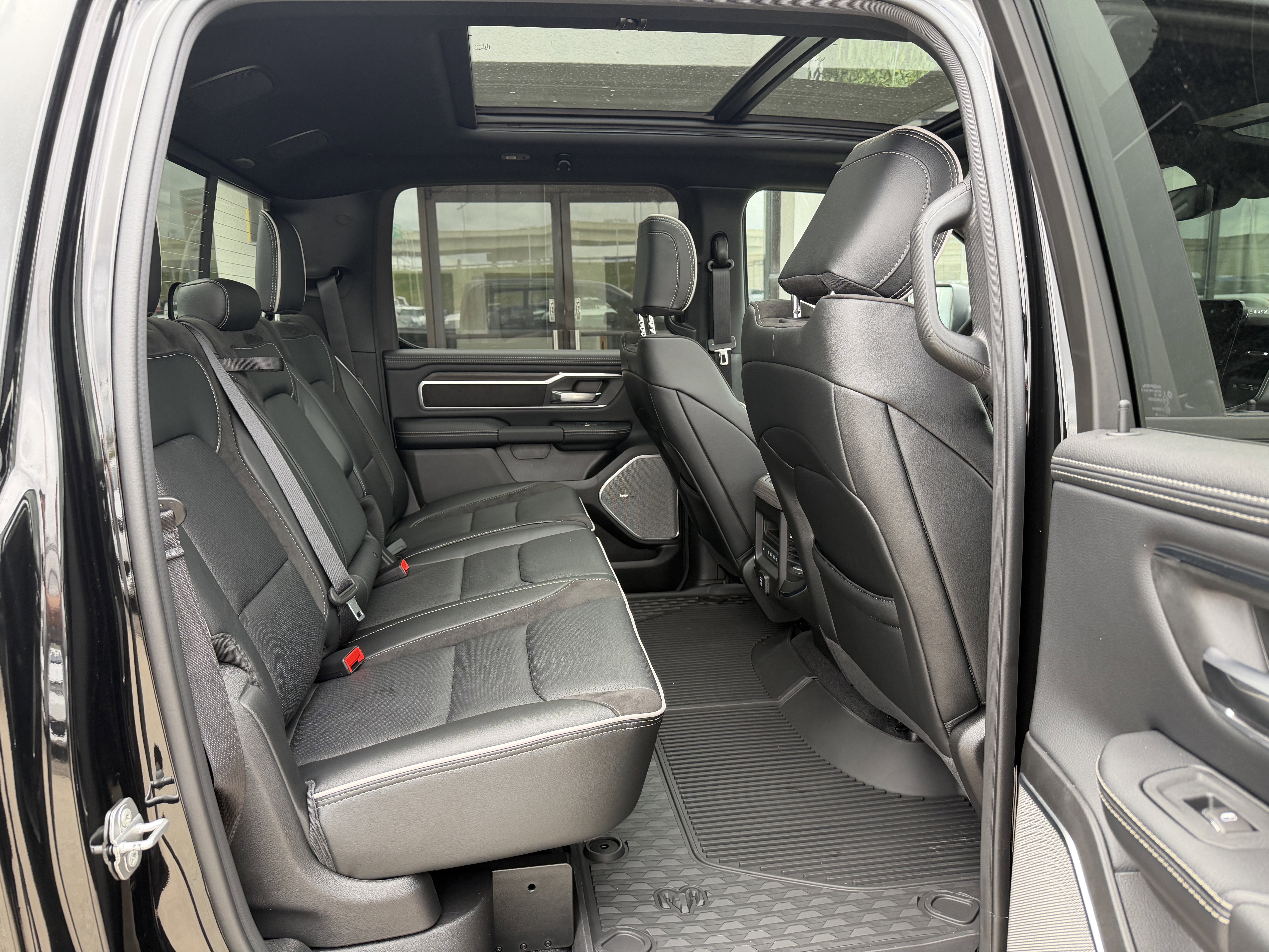 New 2026 RAM 1500 Laramie w/ Night Edition AWD/4WD image 32