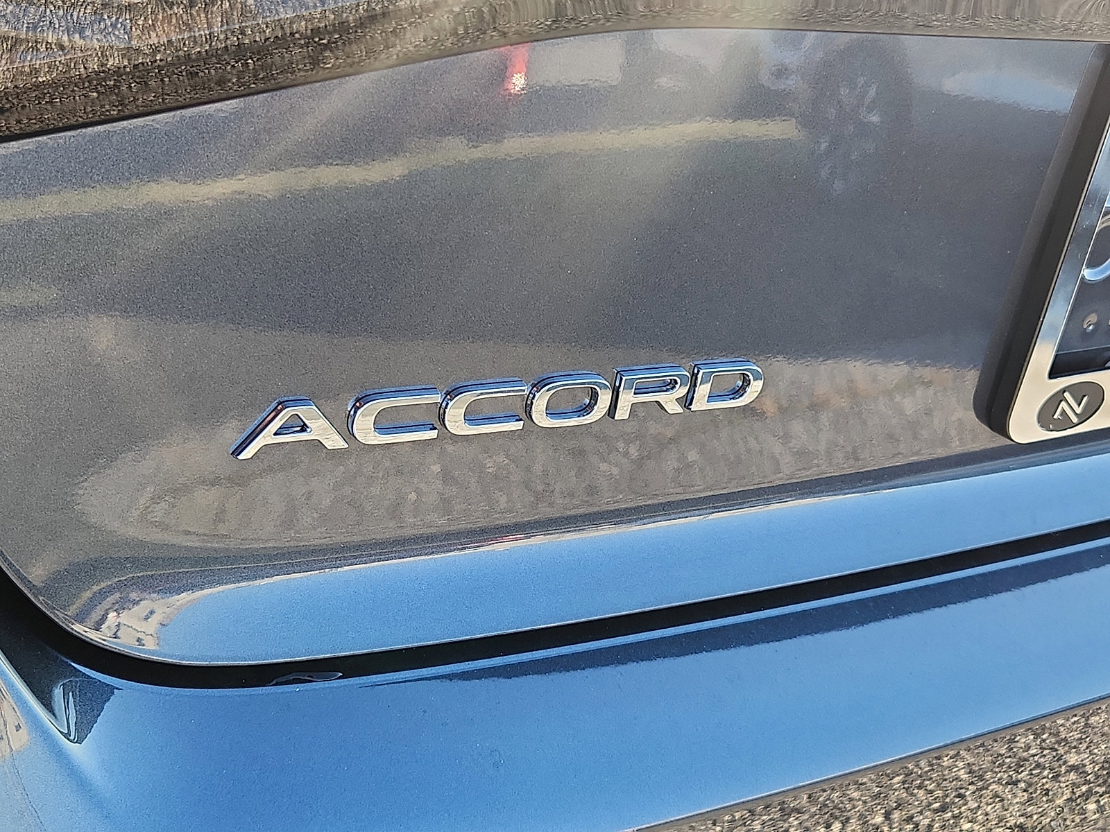 New 2025 Honda Accord EX-L image 19