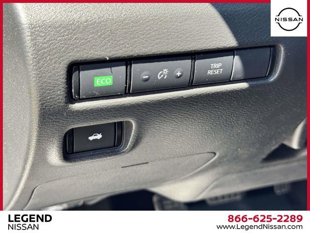 Used 2021 Nissan Sentra SV FWD image 17