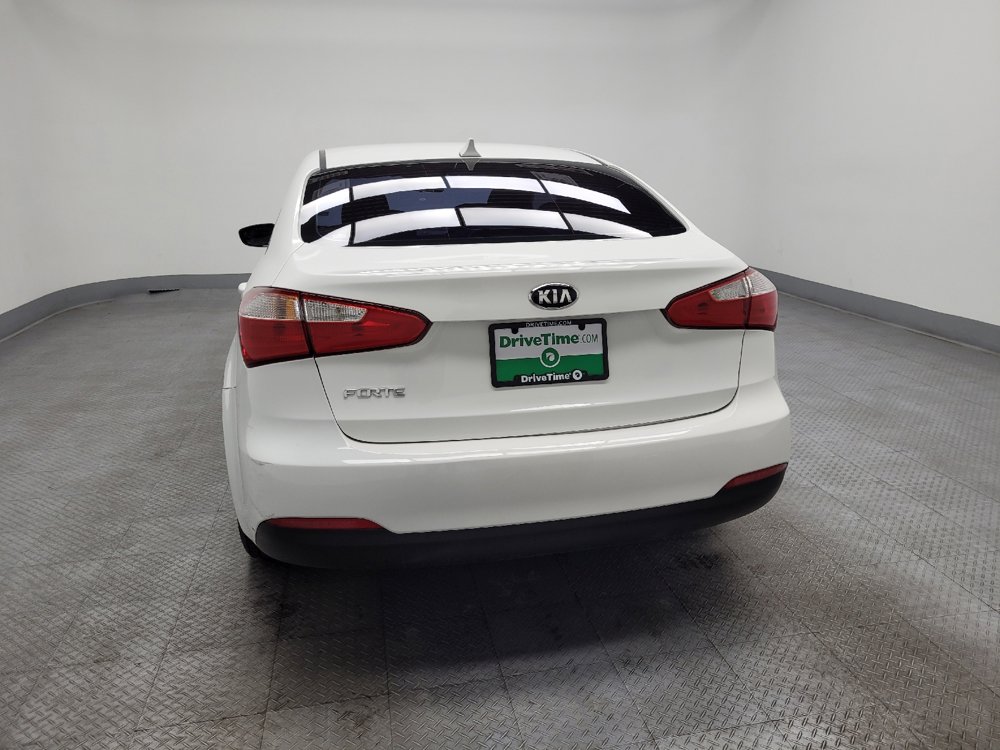 Used 2016 Kia Forte LX image 6
