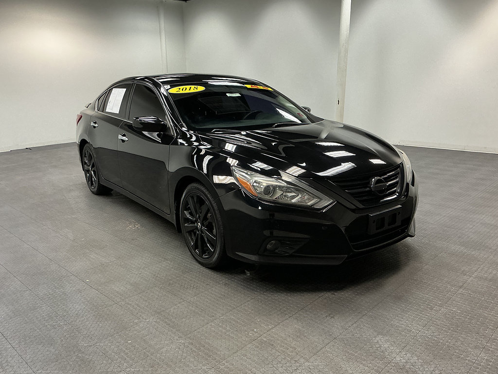 Used 2018 Nissan Altima 2.5 SR w/ SR Midnight Edition FWD image 7