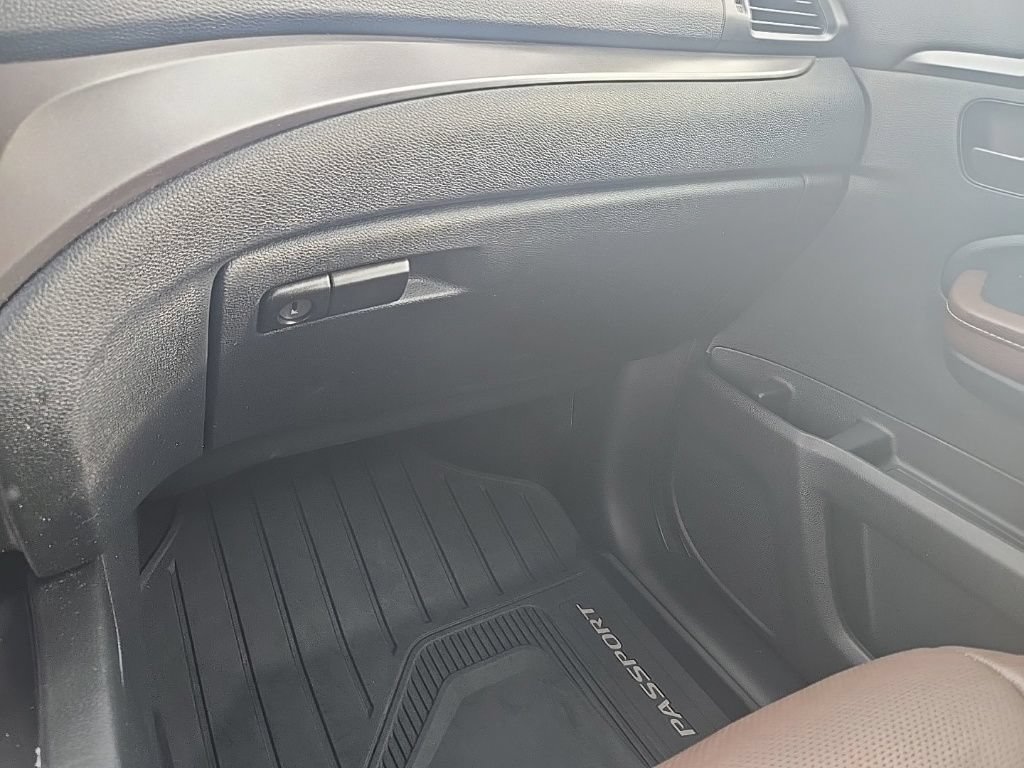 Certified 2024 Honda Passport EX-L image 19