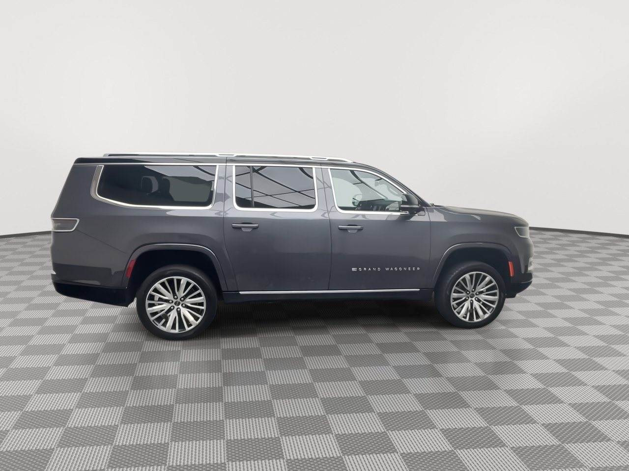 Used 2024 Jeep Grand Wagoneer L Series III AWD/4WD image 42