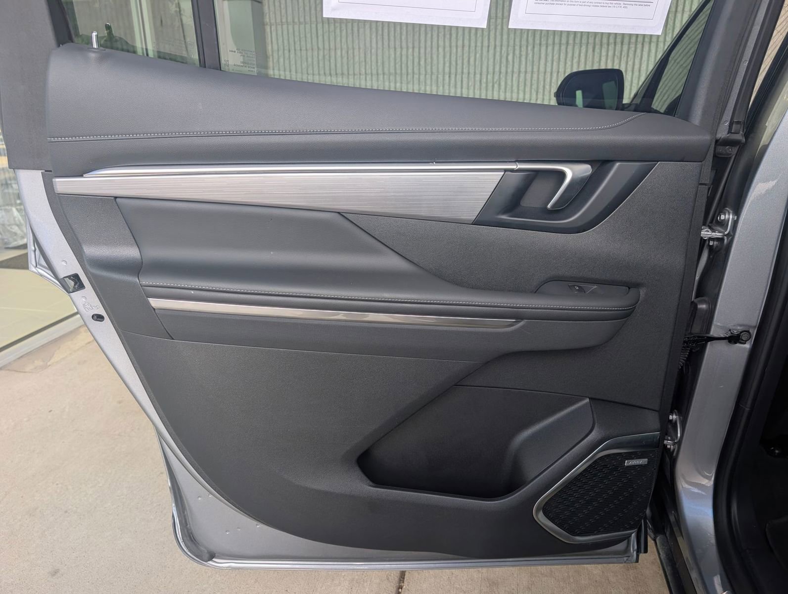 Certified 2025 Buick Enclave Preferred image 30