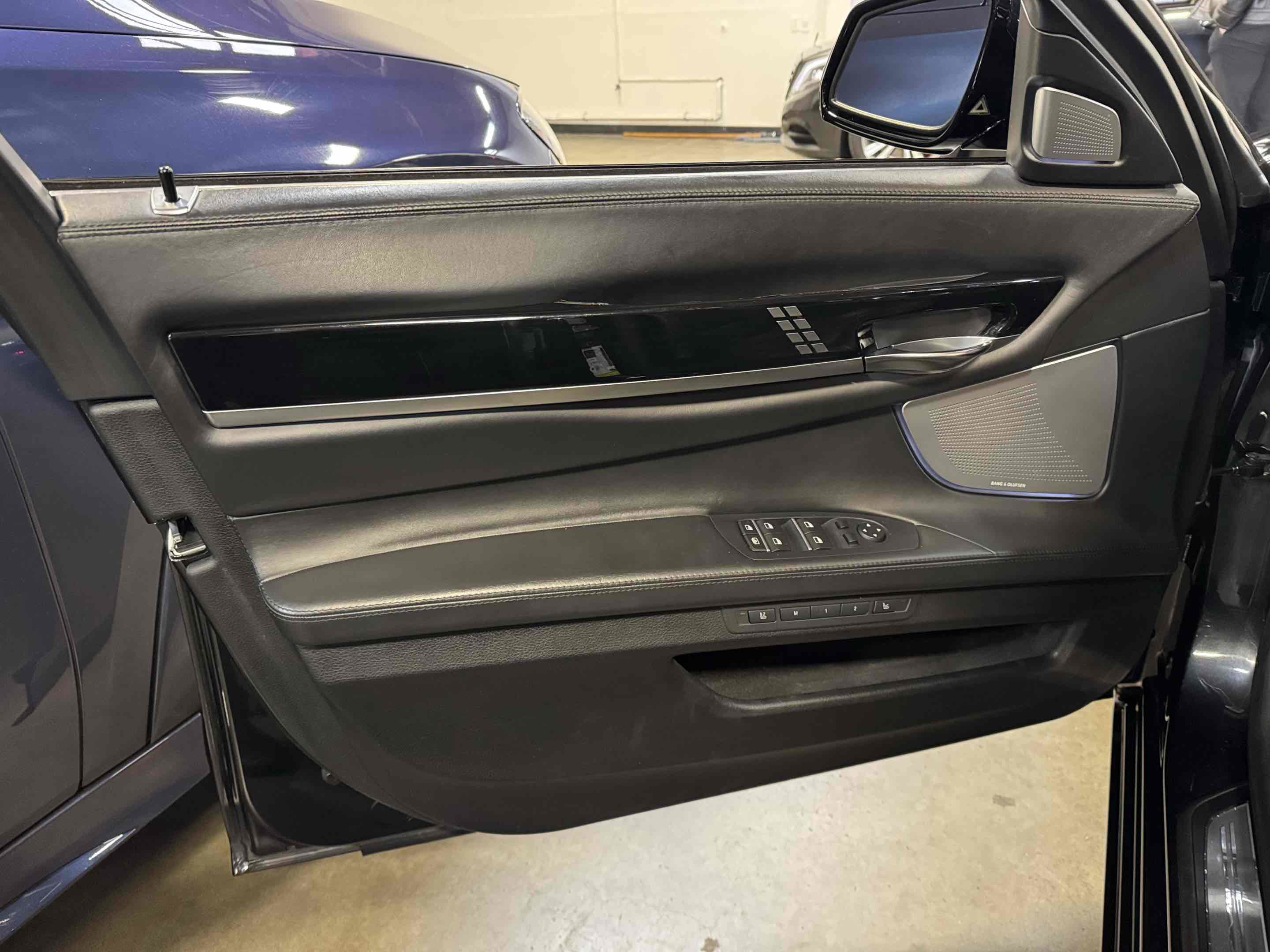 Used 2013 BMW ALPINA B7 image 68