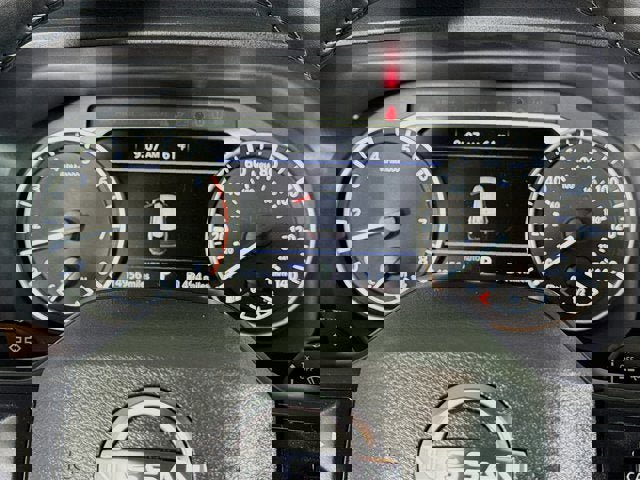 Certified 2025 Nissan Rogue SV image 13