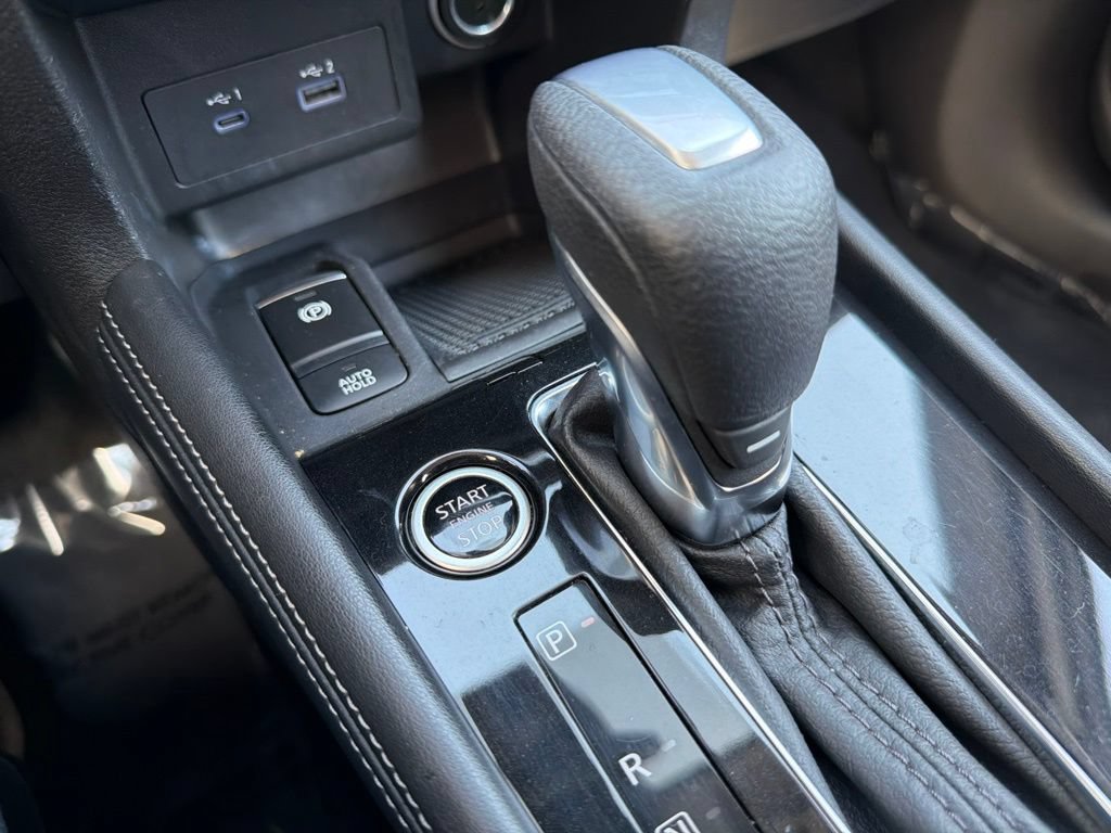 Used 2022 Nissan Kicks SR FWD image 57