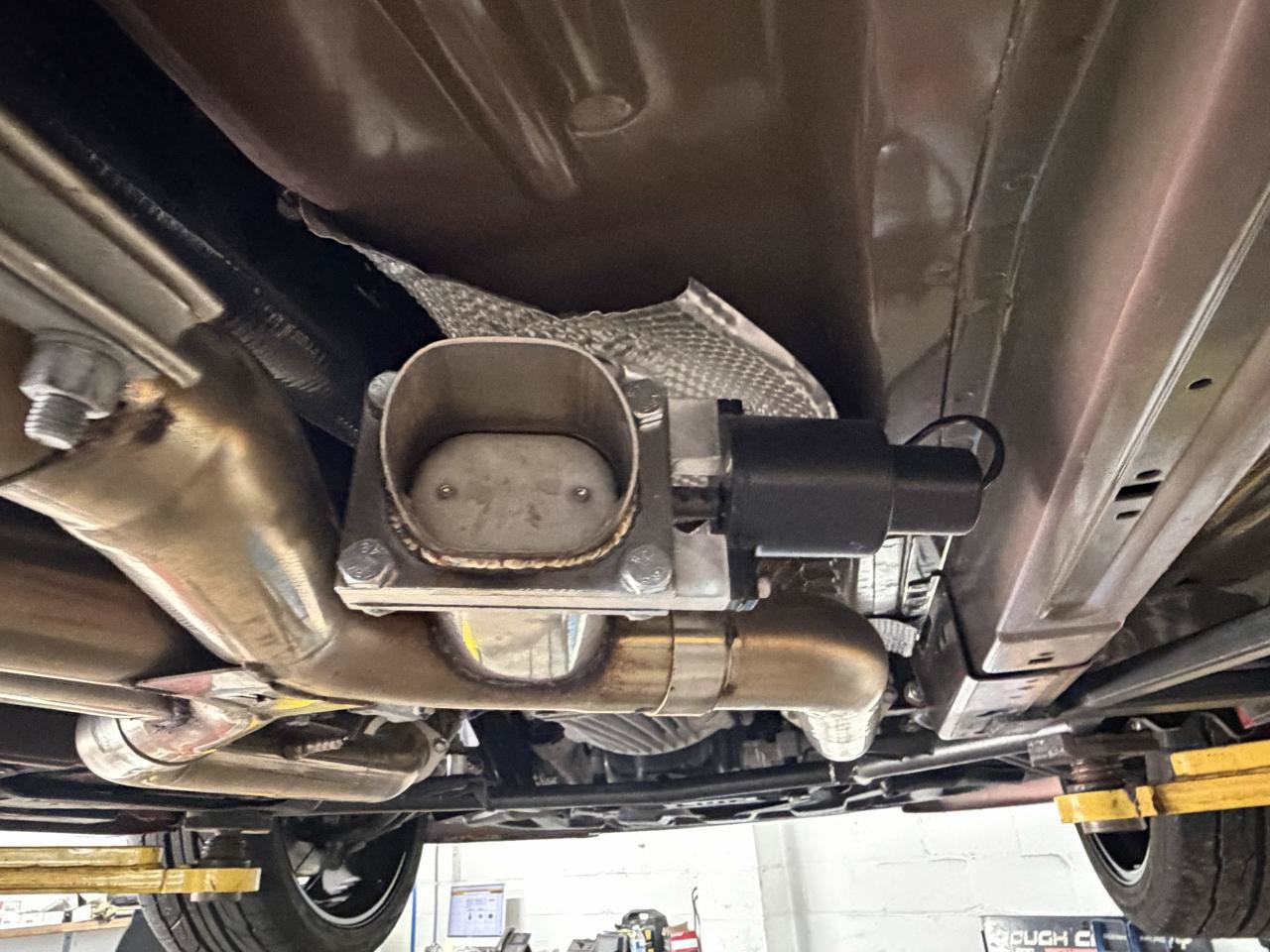 Used 2014 Ford Mustang GT Premium w/ Brembo Brake Package RWD image 27