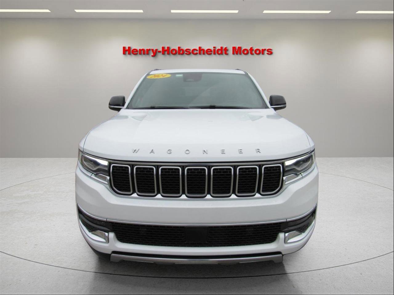 Used 2024 Jeep Wagoneer Series III AWD/4WD image 2