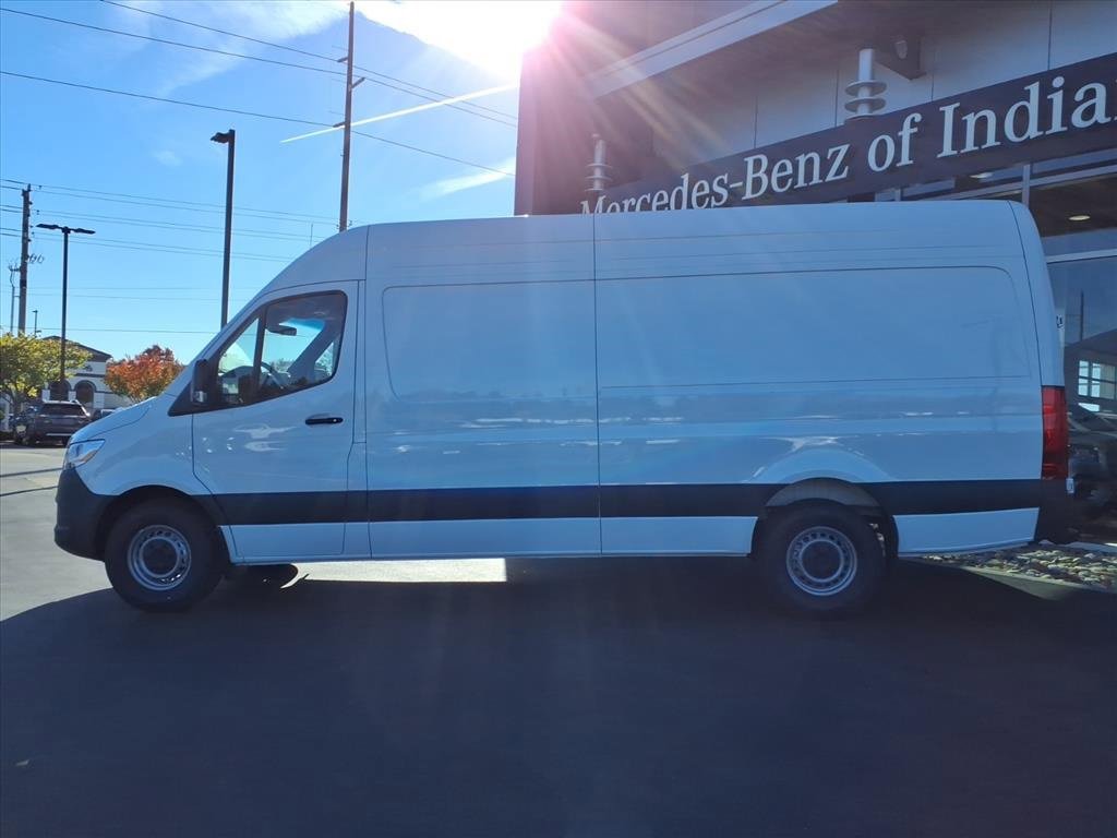 New 2026 Mercedes-Benz Sprinter 2500 image 3