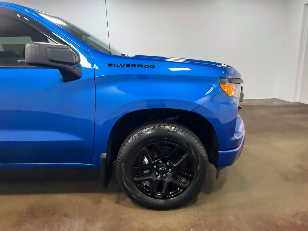 Used 2023 Chevrolet Silverado 1500 Custom w/ LPO, Dark Essentials Package AWD/4WD image 33