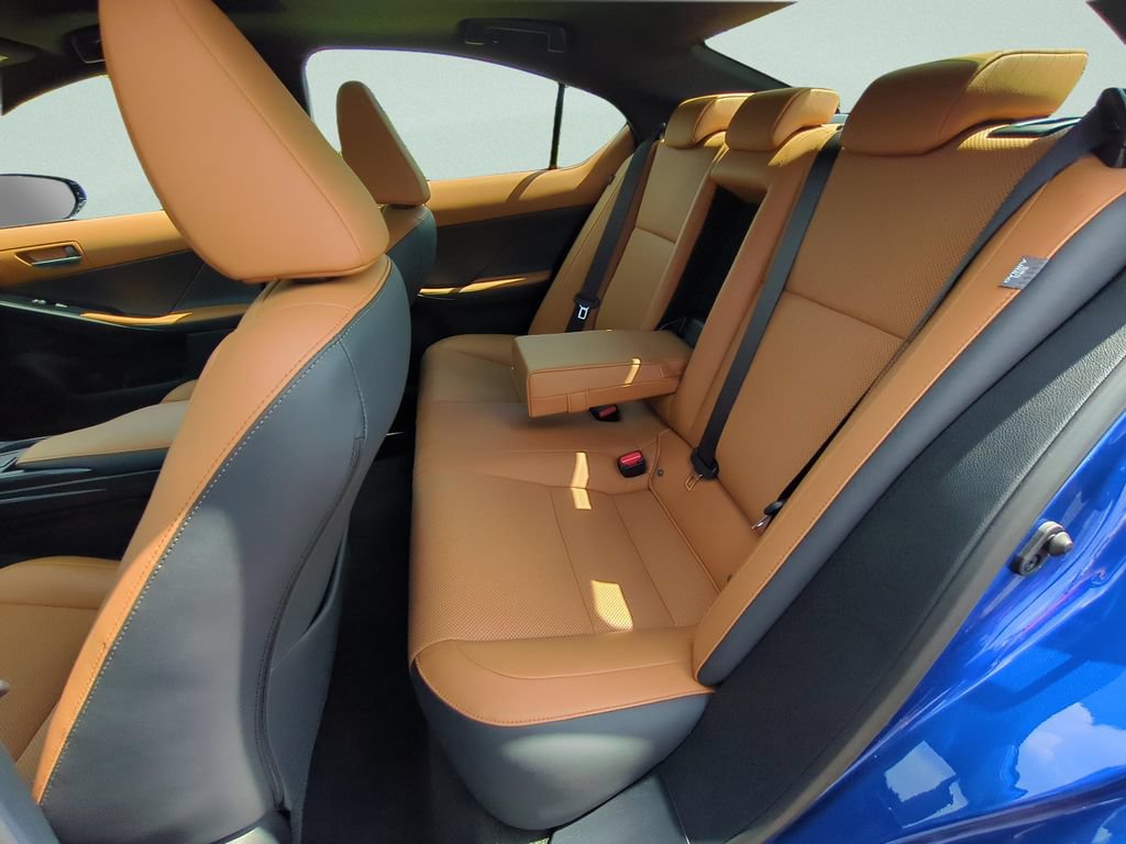 Used 2025 Lexus IS 350 F Sport w/ Accessory Package RWD image 9